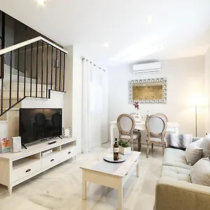Little Libertad Heart Of Grupo Ac Gestion Apartamento